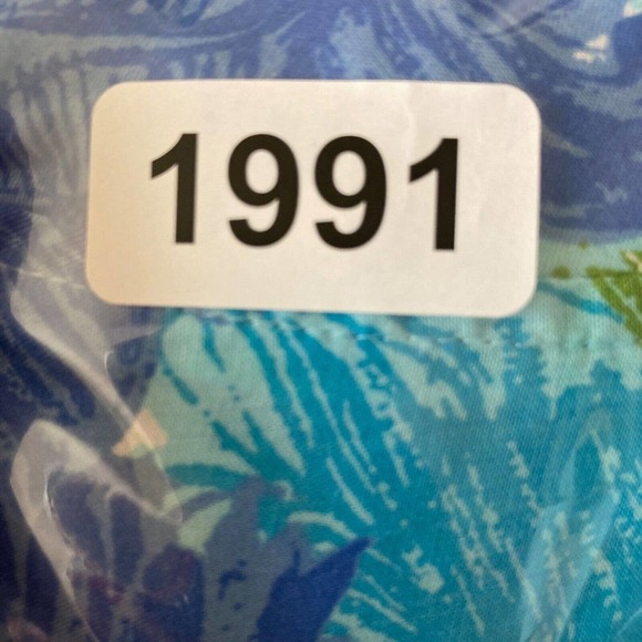 Talbots Shirt Women Medium Petite Blue Button 1/2 Floral Sequin Shine Lightweigt - Picture 9 of 9